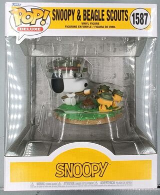 #1587 Snoopy with Beagle Scouts (Camping) Deluxe - Peanuts