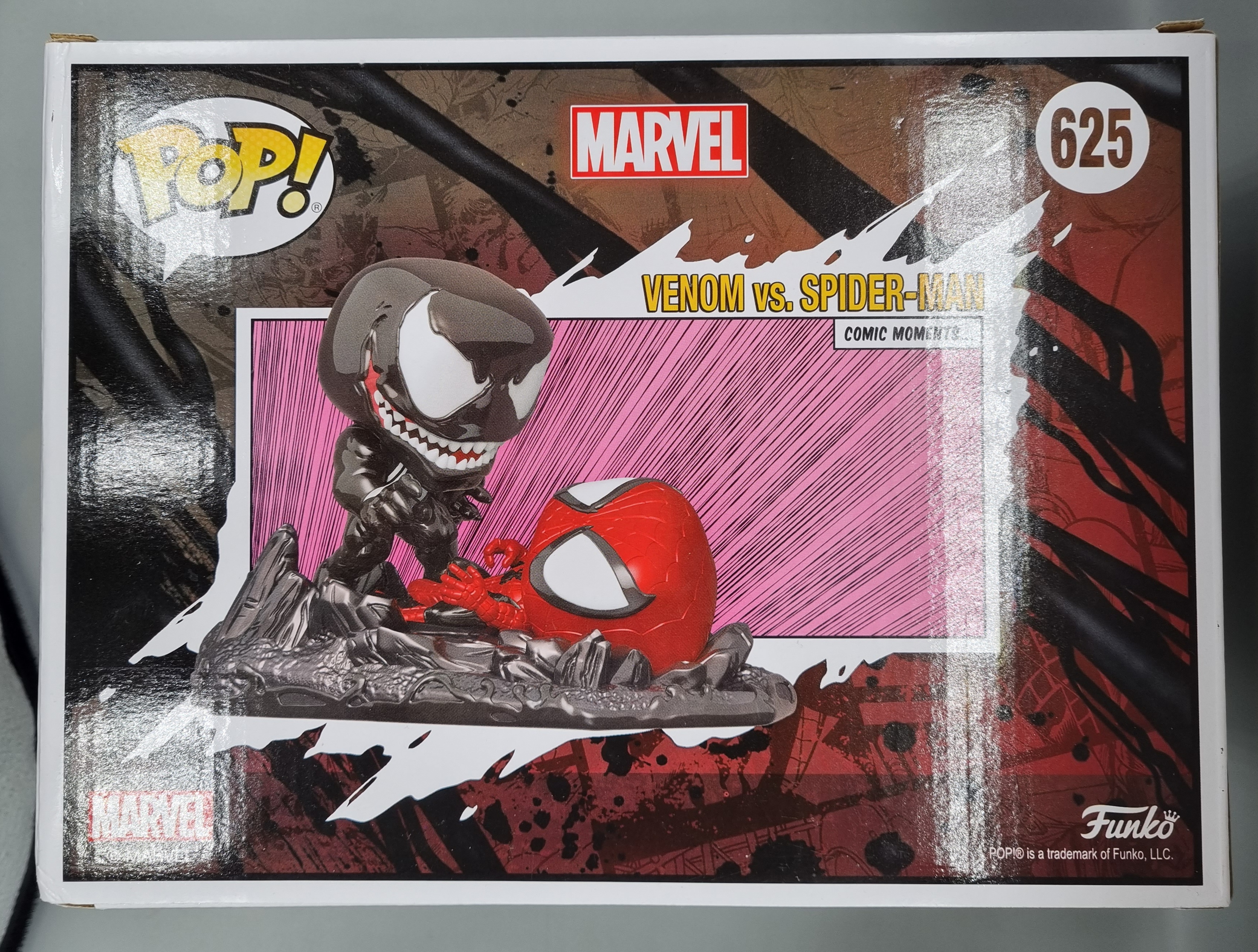 625 Venom vs. Spider-Man Comic Moment Metallic Marvel – Funko Pops